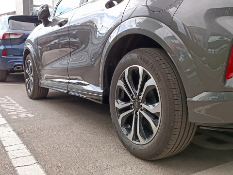 ford puma side skirts