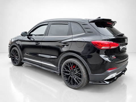 Επιπρόσθετα Μαρσπιέ MG ZS Mk2