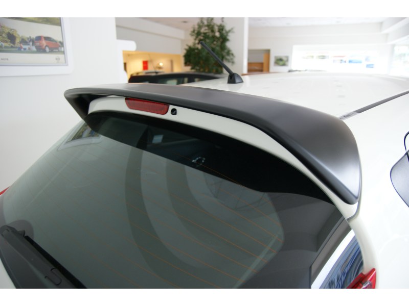 Roof Spoiler V.1 Nissan Juke F15 (2010-2019) Roof Spoiler V.1 Nissan Juke F15 (2010-2019)