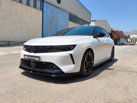 Front Splitter Opel Astra L -  Front Splitter Opel Astra L -