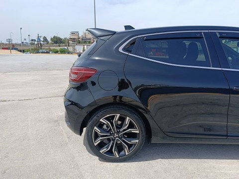 Roof Spoiler Mitsubishi Colt (2023-) / Renault Clio Mk5 (2019-) -  Roof Spoiler Mitsubishi Colt (2023-) / Renault Clio Mk5 (2019-) -