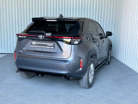 Spoiler Cap Toyota Yaris Cross Mk1 -  Spoiler Cap Toyota Yaris Cross Mk1 -