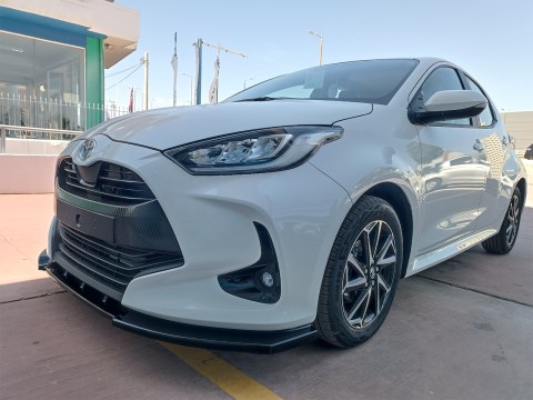 Front Splitter V.2 Toyota Yaris Mk4 (2020-) -  Front Splitter V.2 Toyota Yaris Mk4 (2020-) -