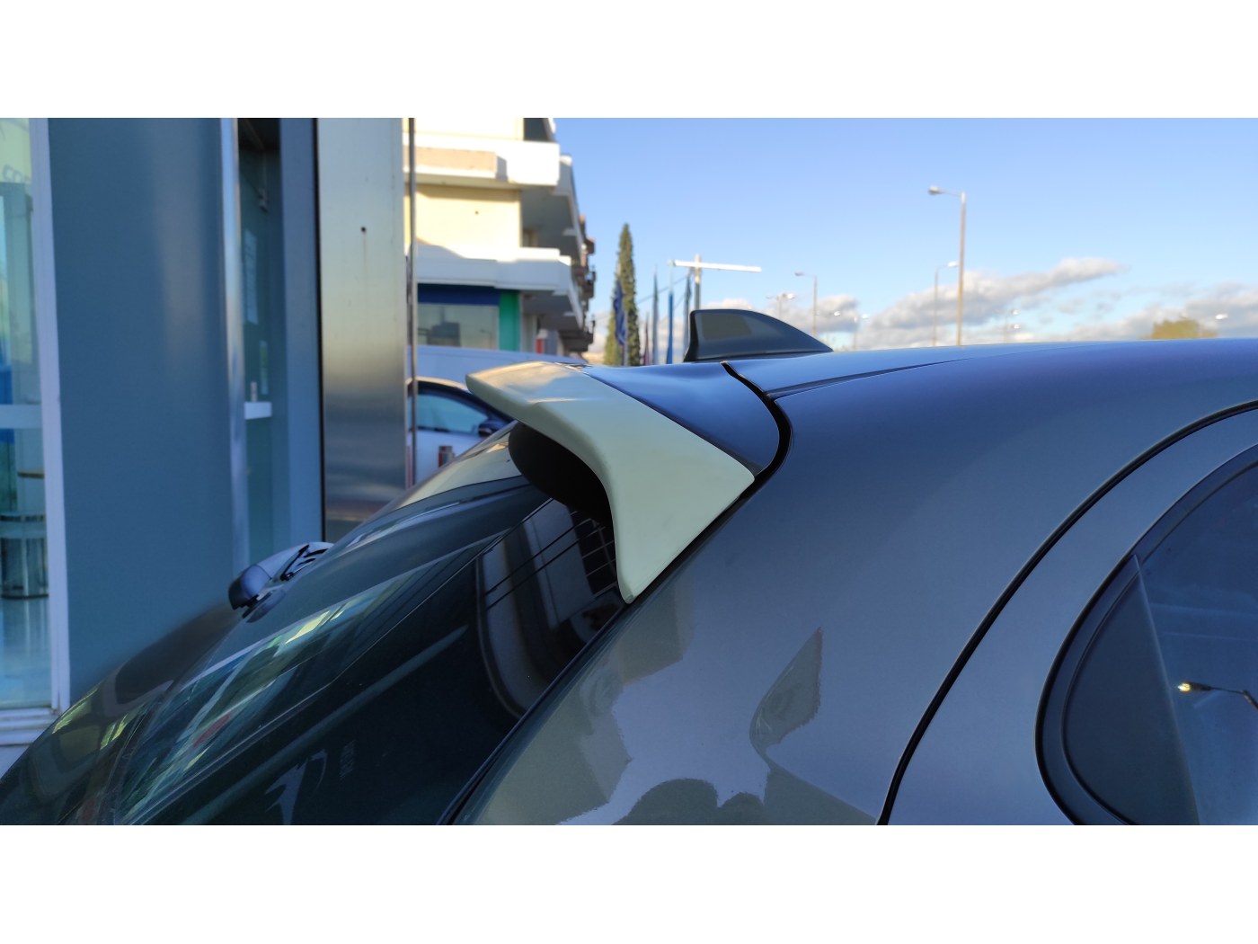 God Wafel Empirisch Roof Spoiler Toyota Yaris Mk4 (2020-) | Motordrome Design