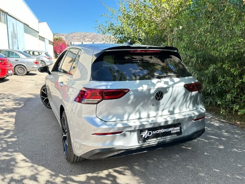 Επιπρόσθετη Αεροτομή Volkswagen Golf Mk8 -  Επιπρόσθετη Αεροτομή Volkswagen Golf Mk8 -