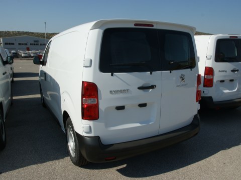 Roof Spoiler V.1 Barn Doors Fiat Scudo Mk3 (2022-) Roof Spoiler V.1 Barn Doors Fiat Scudo Mk3 (2022-)