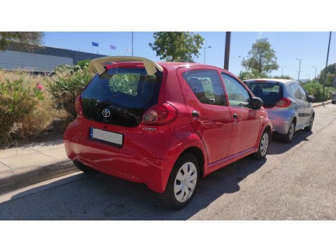 Roof Spoiler V.2 Toyota Aygo Mk1 (2005-2014) -  Roof Spoiler V.2 Toyota Aygo Mk1 (2005-2014) -