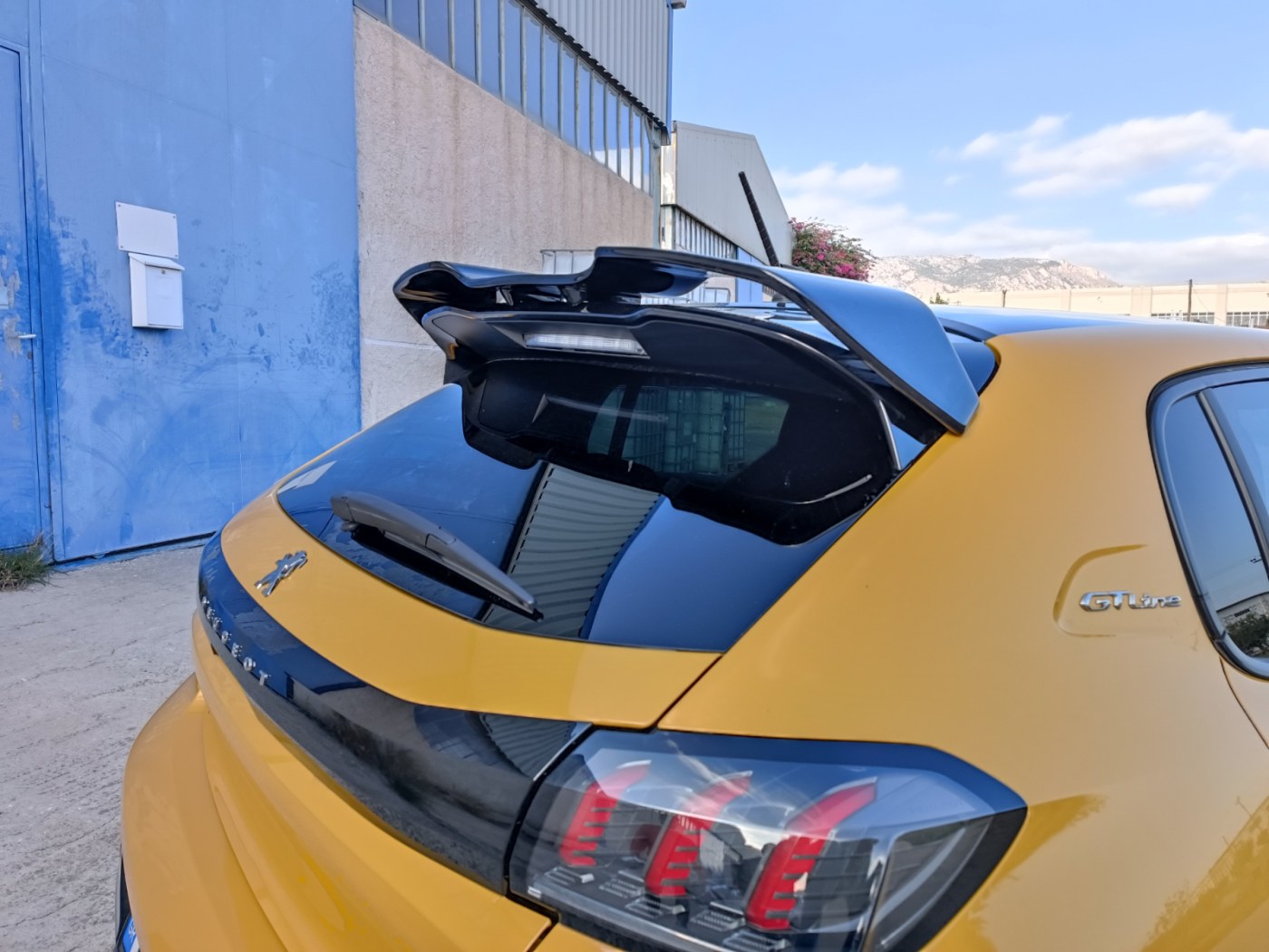 Roof Spoiler V.3 Peugeot 208 Mk2 (2019-)