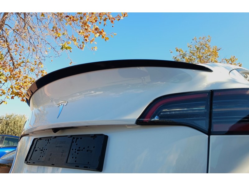 Lip Spoiler Tesla Model Y