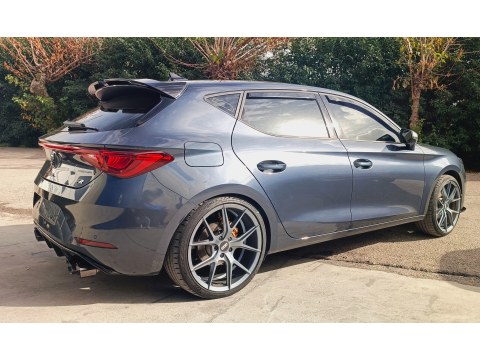 Αεροτομή Οροφής Seat Leon FR Mk4 / Cupra Leon Mk1 Hatchback (2020-) -  Αεροτομή Οροφής Seat Leon FR Mk4 / Cupra Leon Mk1 Hatchback (2020-) -