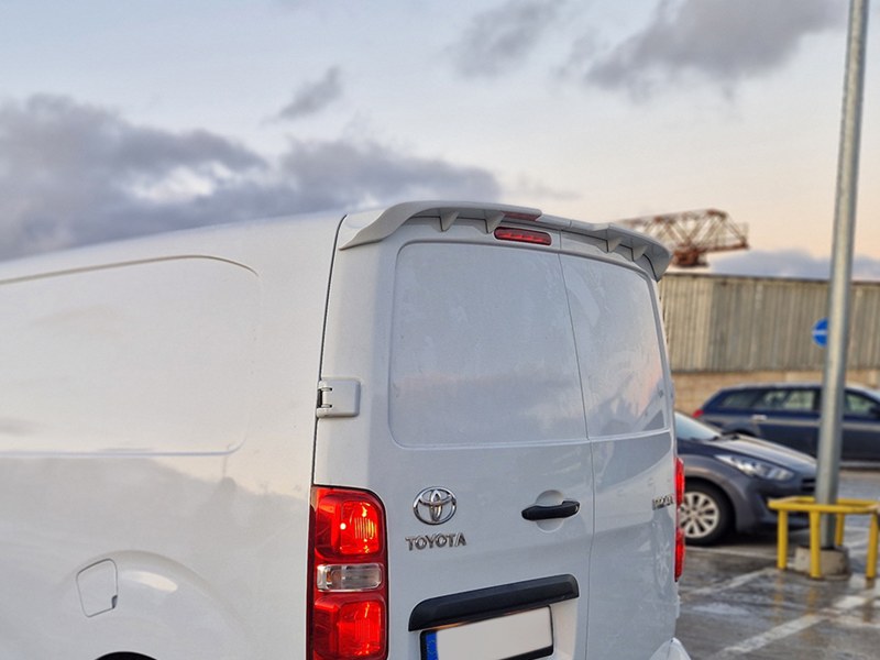 Roof Spoiler V.2 Barn Doors Citroen Dispatch / Jumpy / SpaceTourer (2016-) Roof Spoiler V.2 Barn Doors Citroen Dispatch / Jumpy / SpaceTourer (2016-)