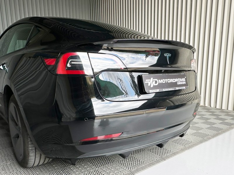 Αεροτομή Tesla Model 3