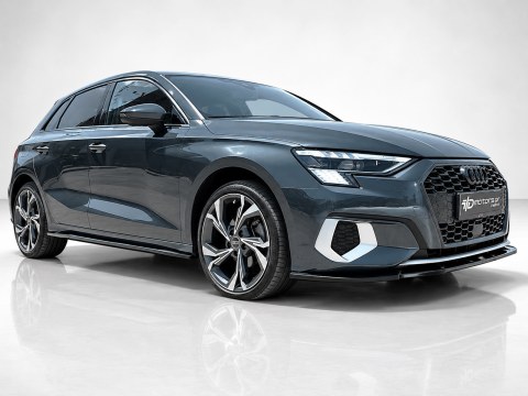Επιπρόσθετα Μαρσπιέ Audi A3 8Y (2020-)