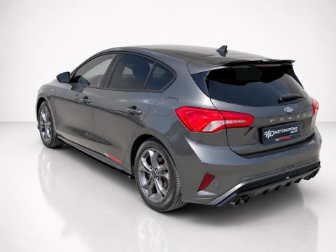 Επιπρόσθετα Μαρσπιέ Ford Focus Mk4 ST / ST-Line (2018-)