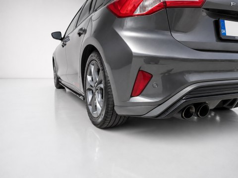 Επιπρόσθετα Μαρσπιέ Ford Focus Mk4 ST / ST-Line (2018-)