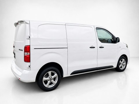 Roof Spoiler V.2 Barn Doors Opel Vivaro C (2019-)