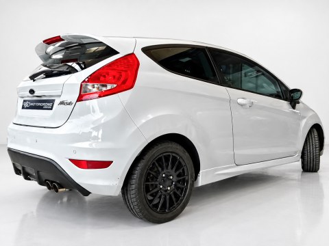 Μαρσπιέ Ford Fiesta Mk7 3-doors (2008-2017)