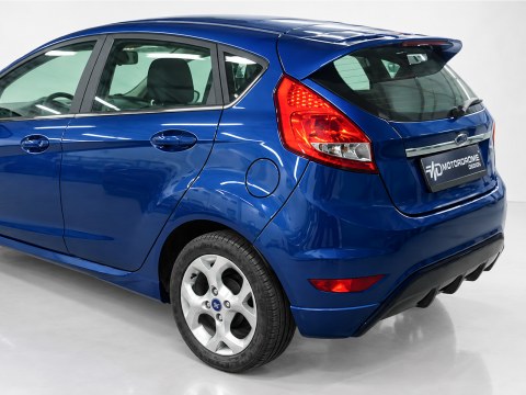 Πίσω Γωνίες Ford Fiesta Mk7 (2008-2013)
