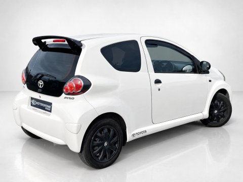 Roof Spoiler V.2 Toyota Aygo Mk1 (2005-2014)